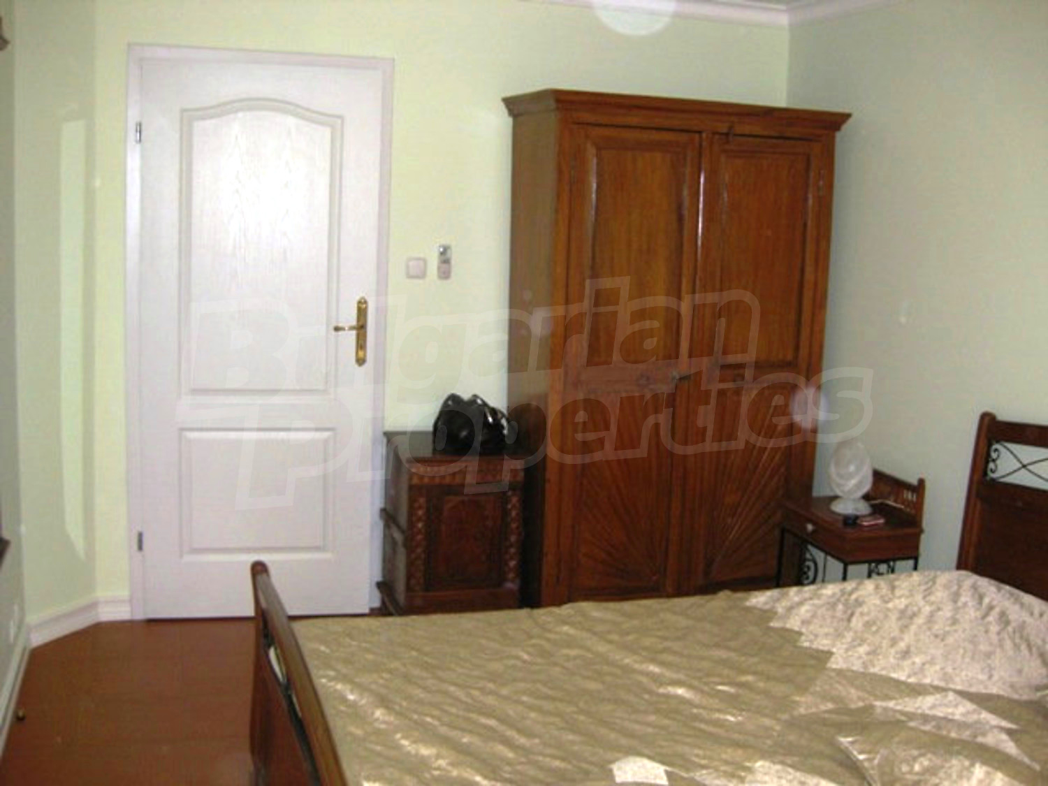 Gallery Picture 10