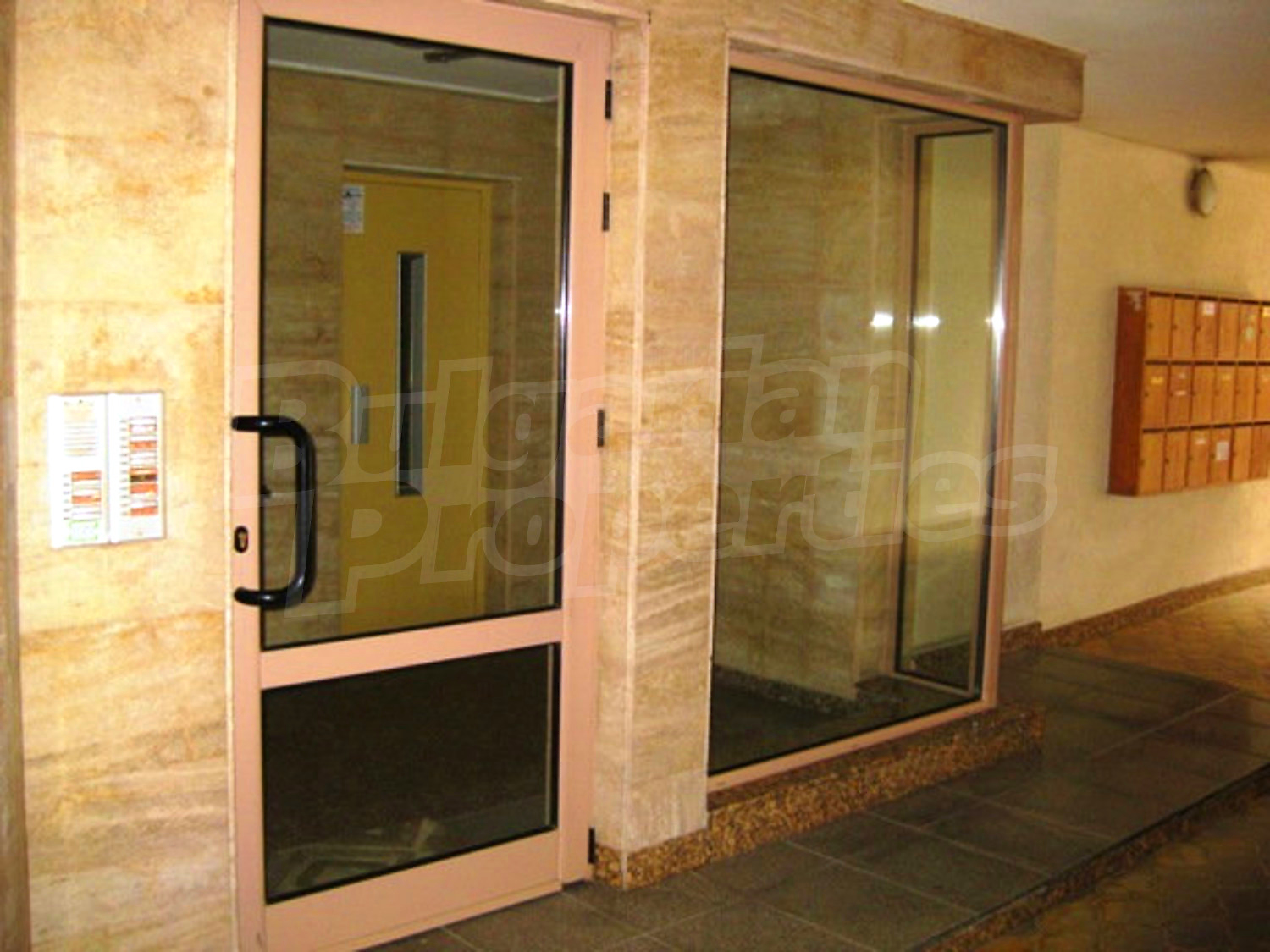 Gallery Picture 27