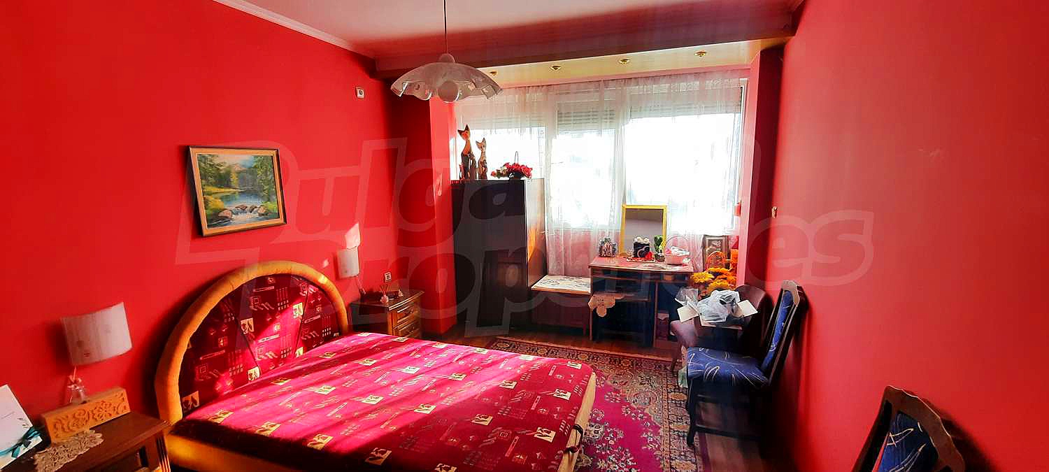 Gallery Picture 7