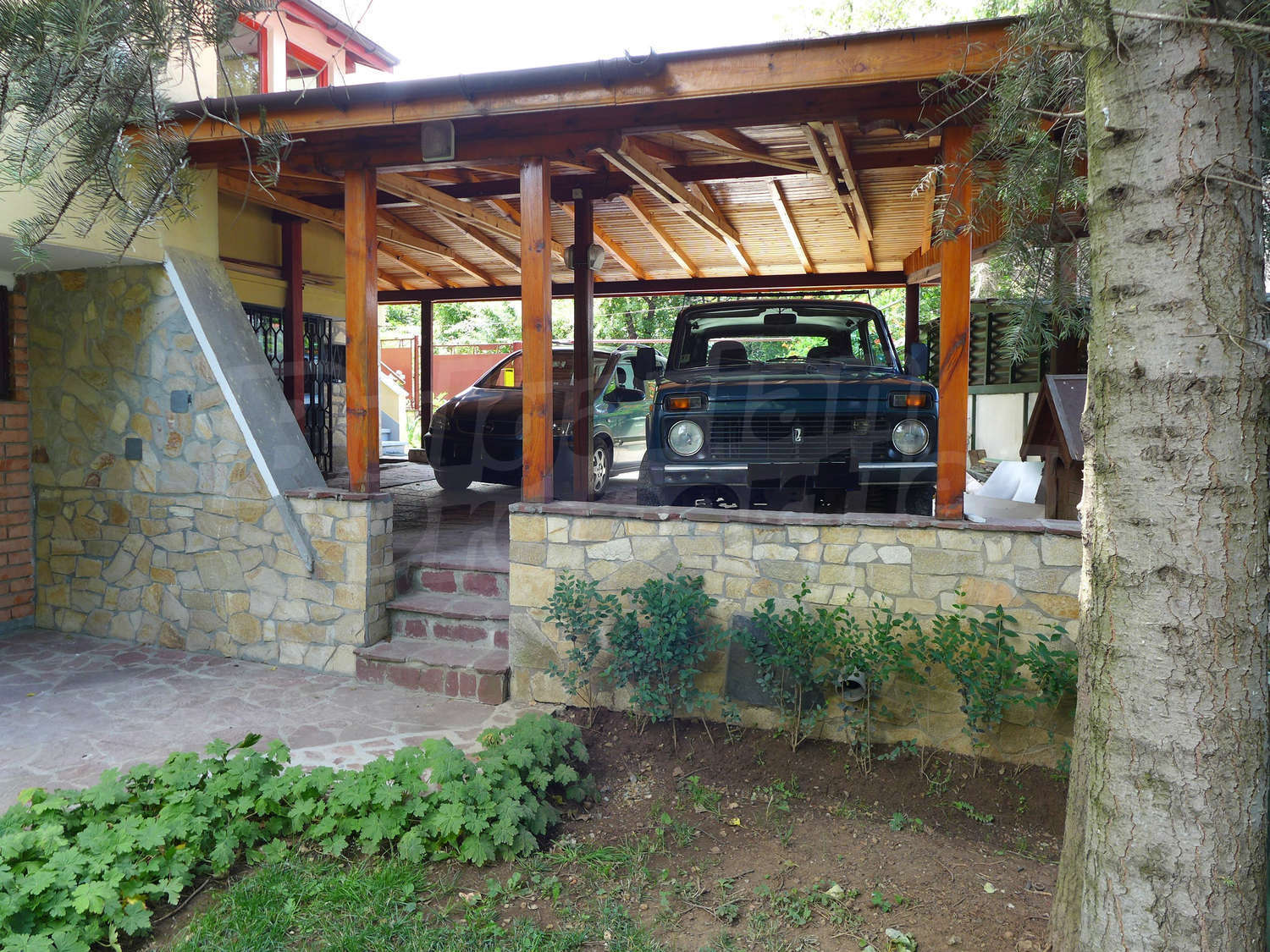 Gallery Picture 16
