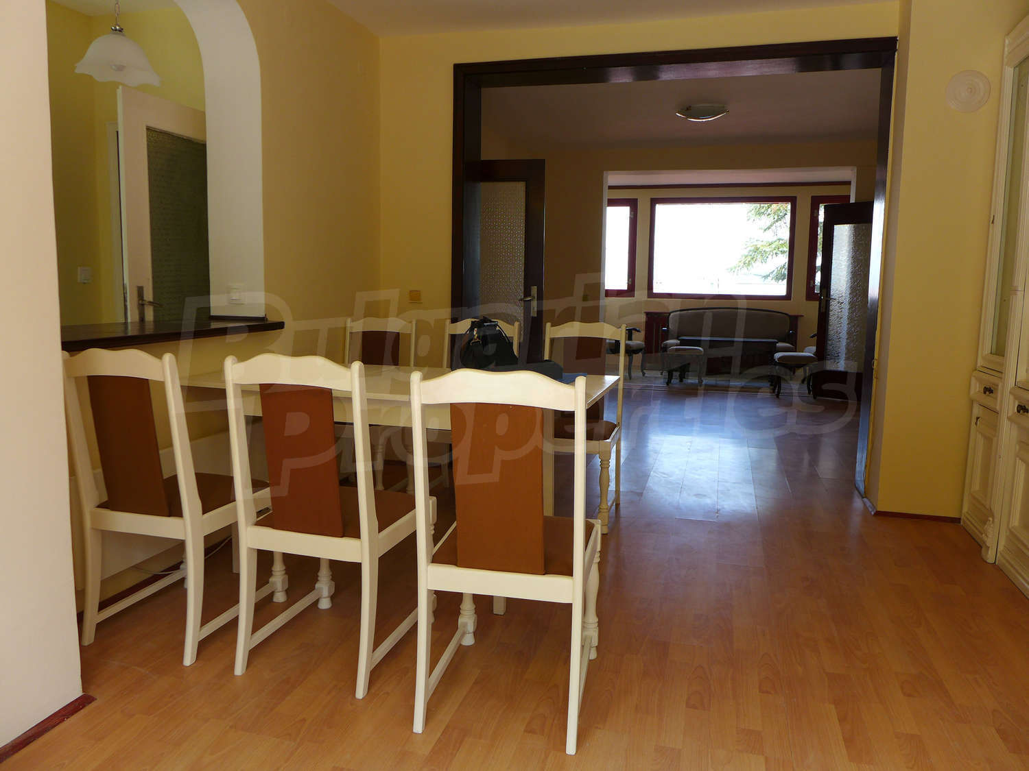 Gallery Picture 8