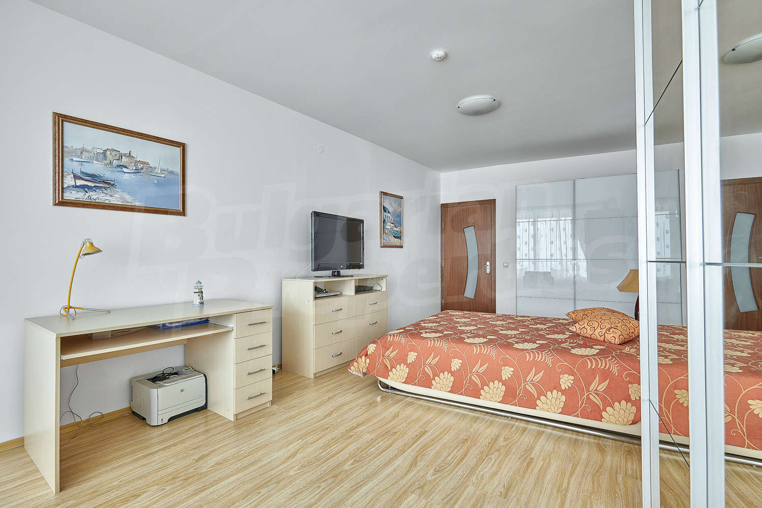 Gallery Picture 7