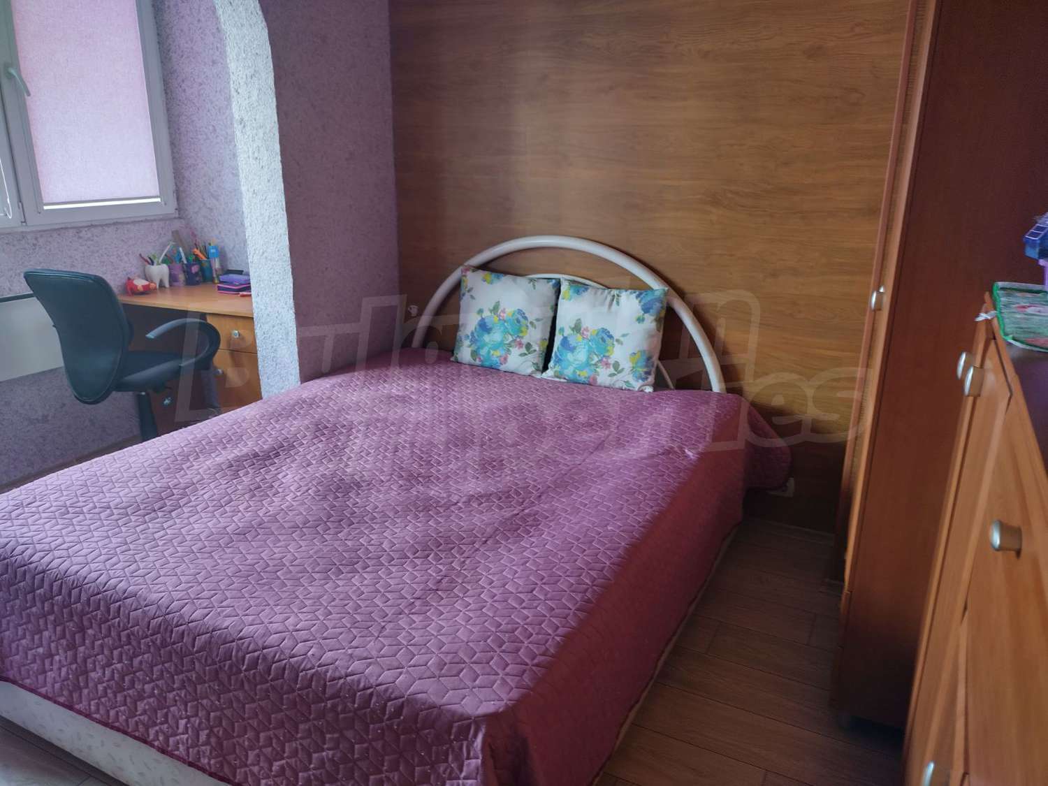 Gallery Picture 10