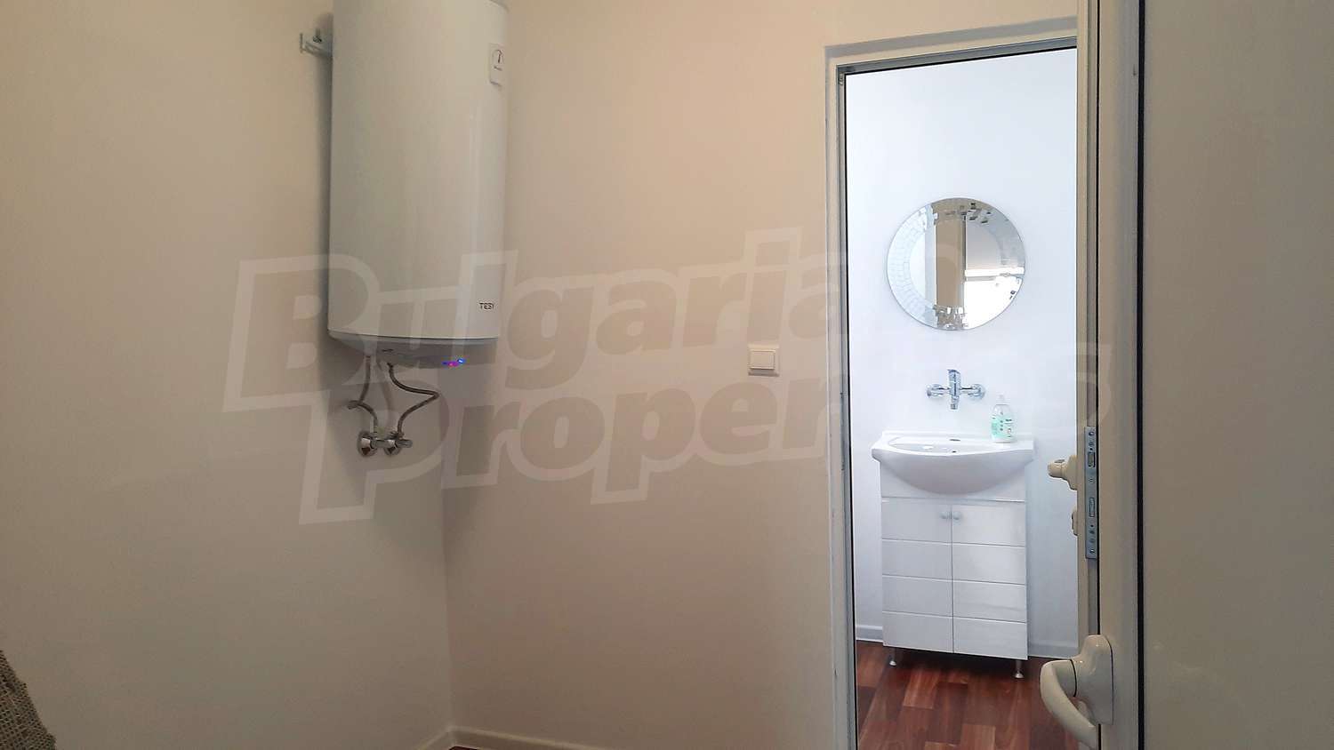 Gallery Picture 38