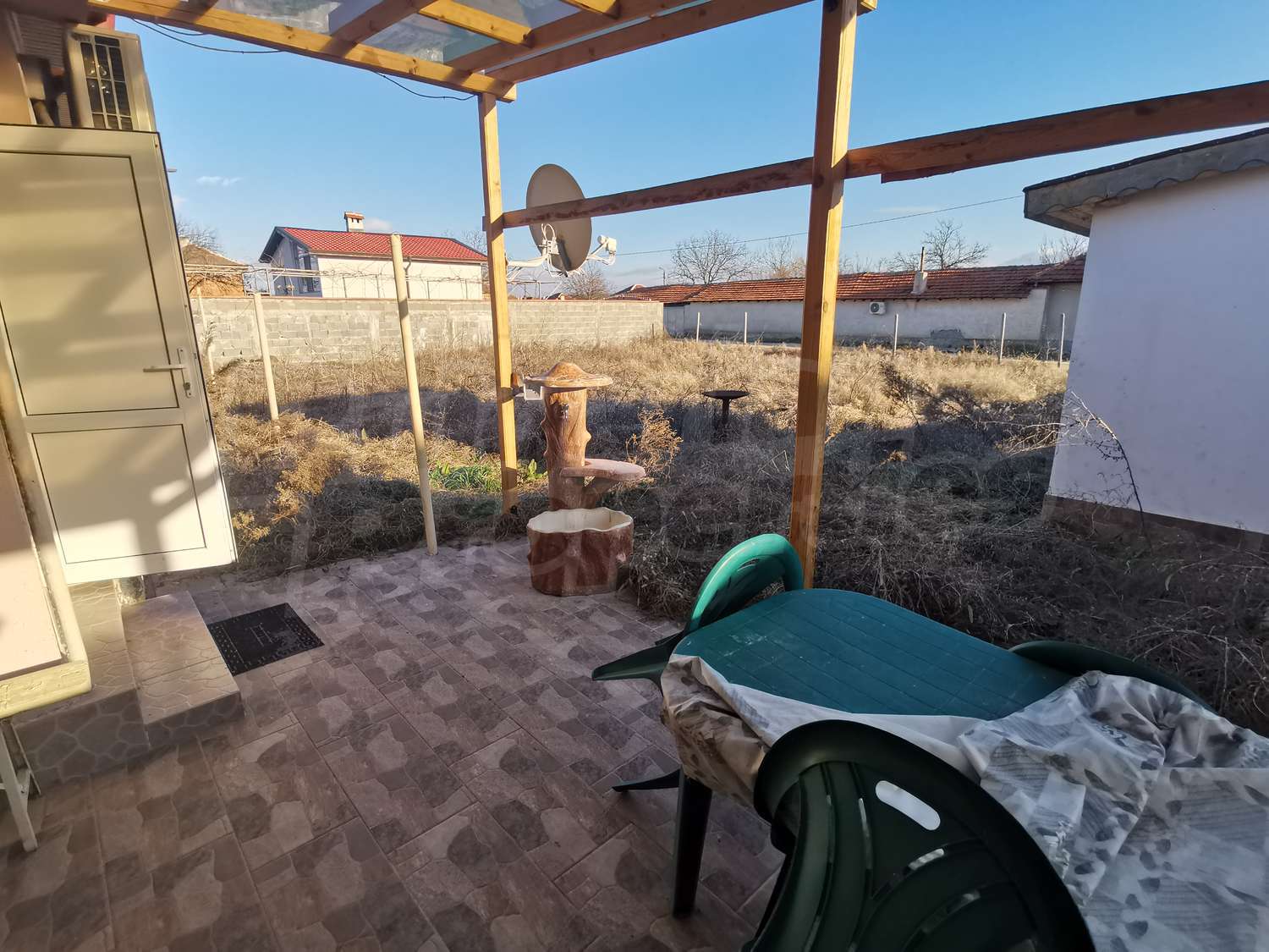Къща близо до гр. Пловдив за продажба. Ремонтирана къща в хубаво село с ...