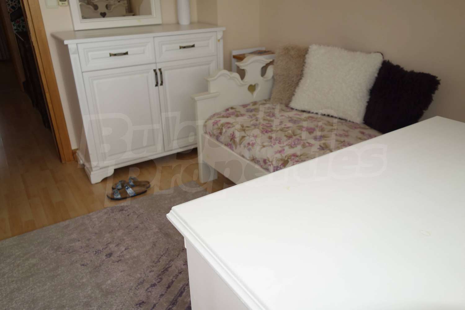 Gallery Picture 24