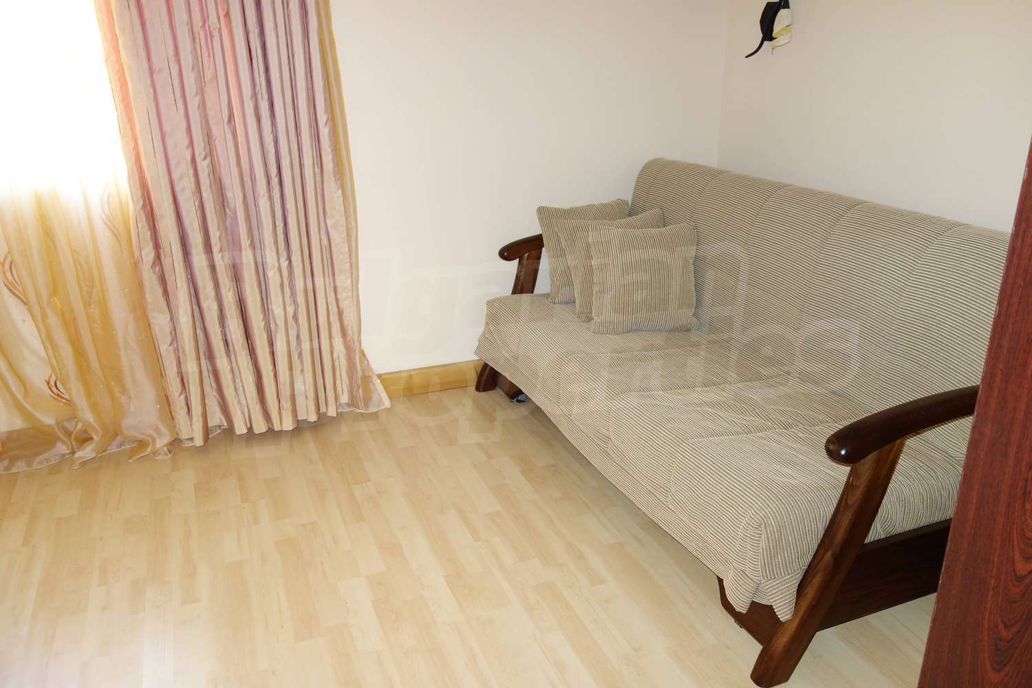 Gallery Picture 31