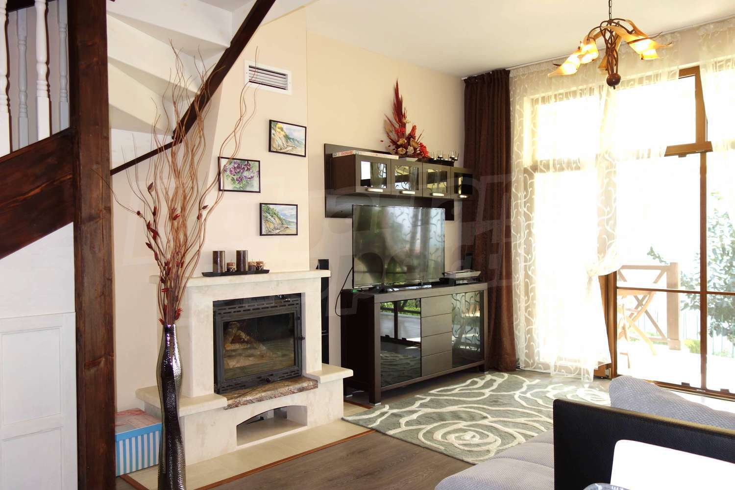 Gallery Picture 6