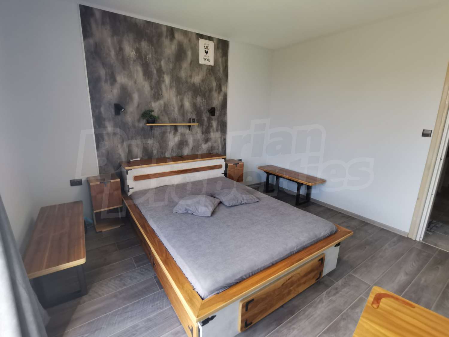 Gallery Picture 13