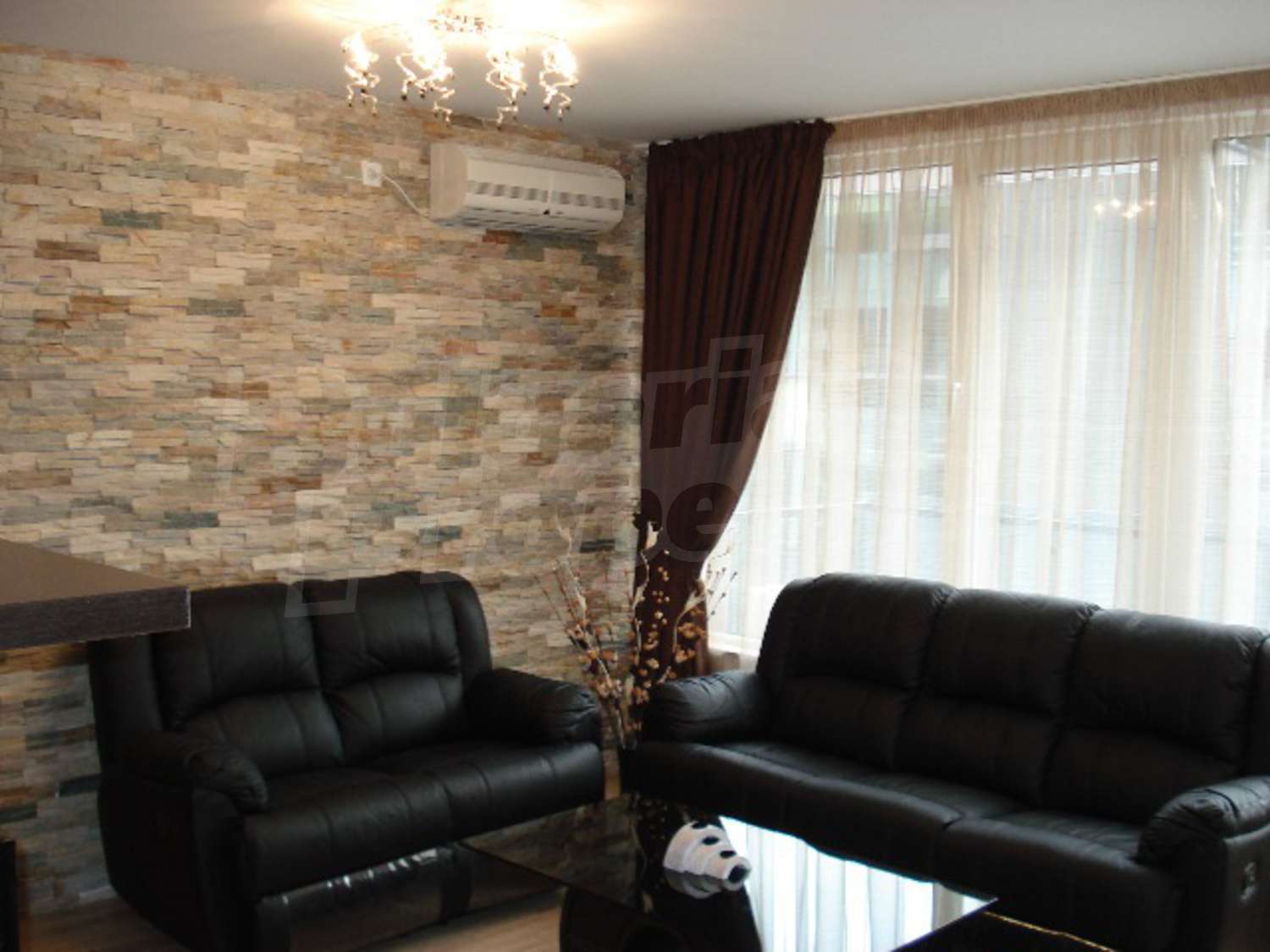 Gallery Picture 5