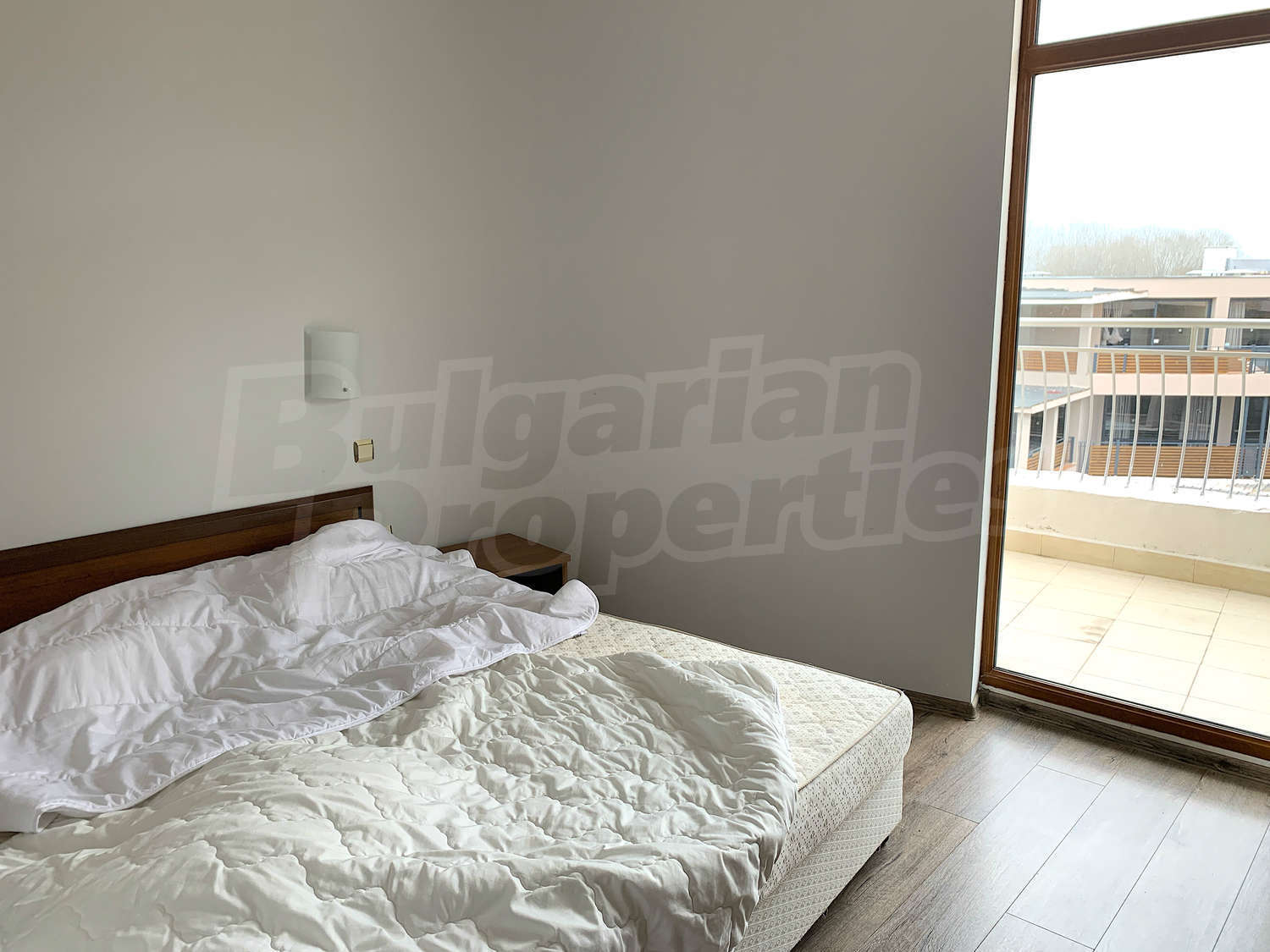 Gallery Picture 10