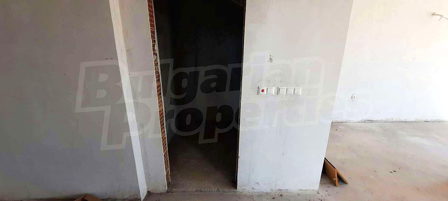 Gallery Picture 13