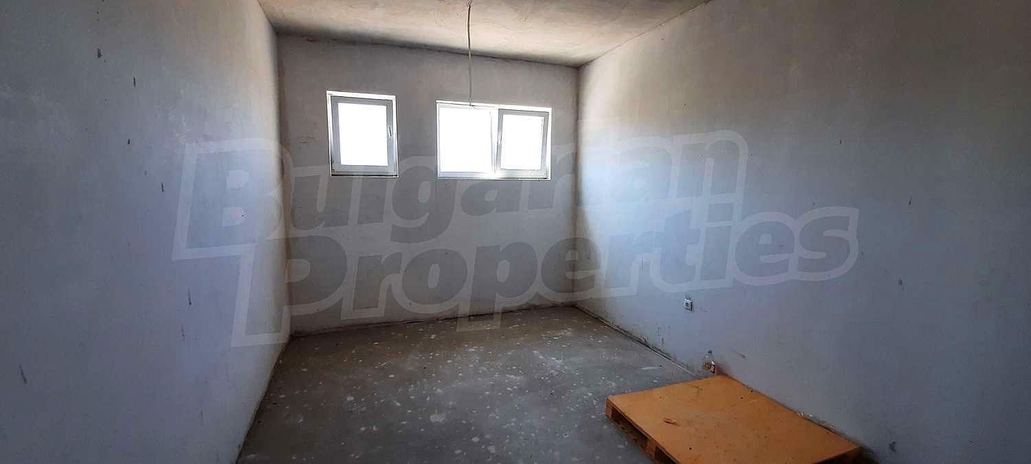 Gallery Picture 15