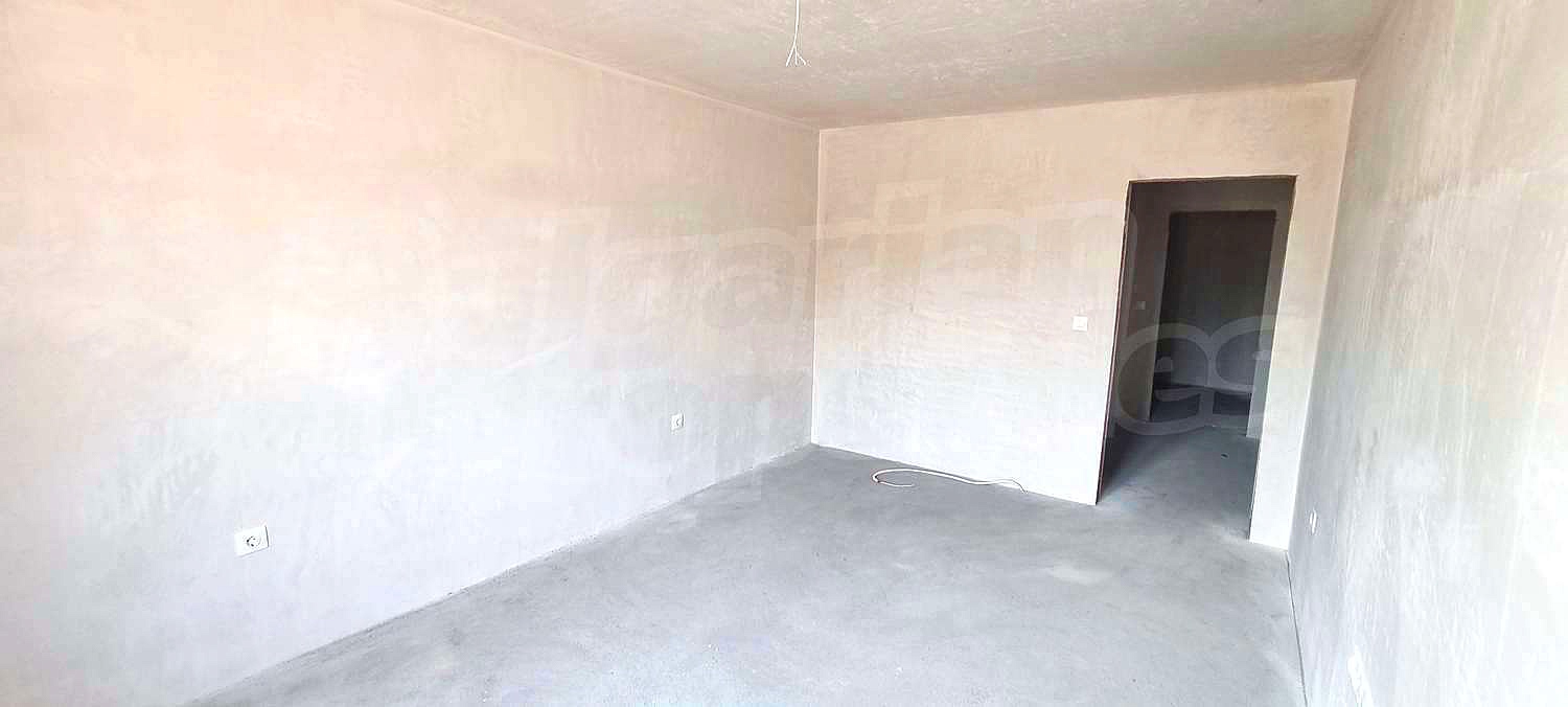 Gallery Picture 11