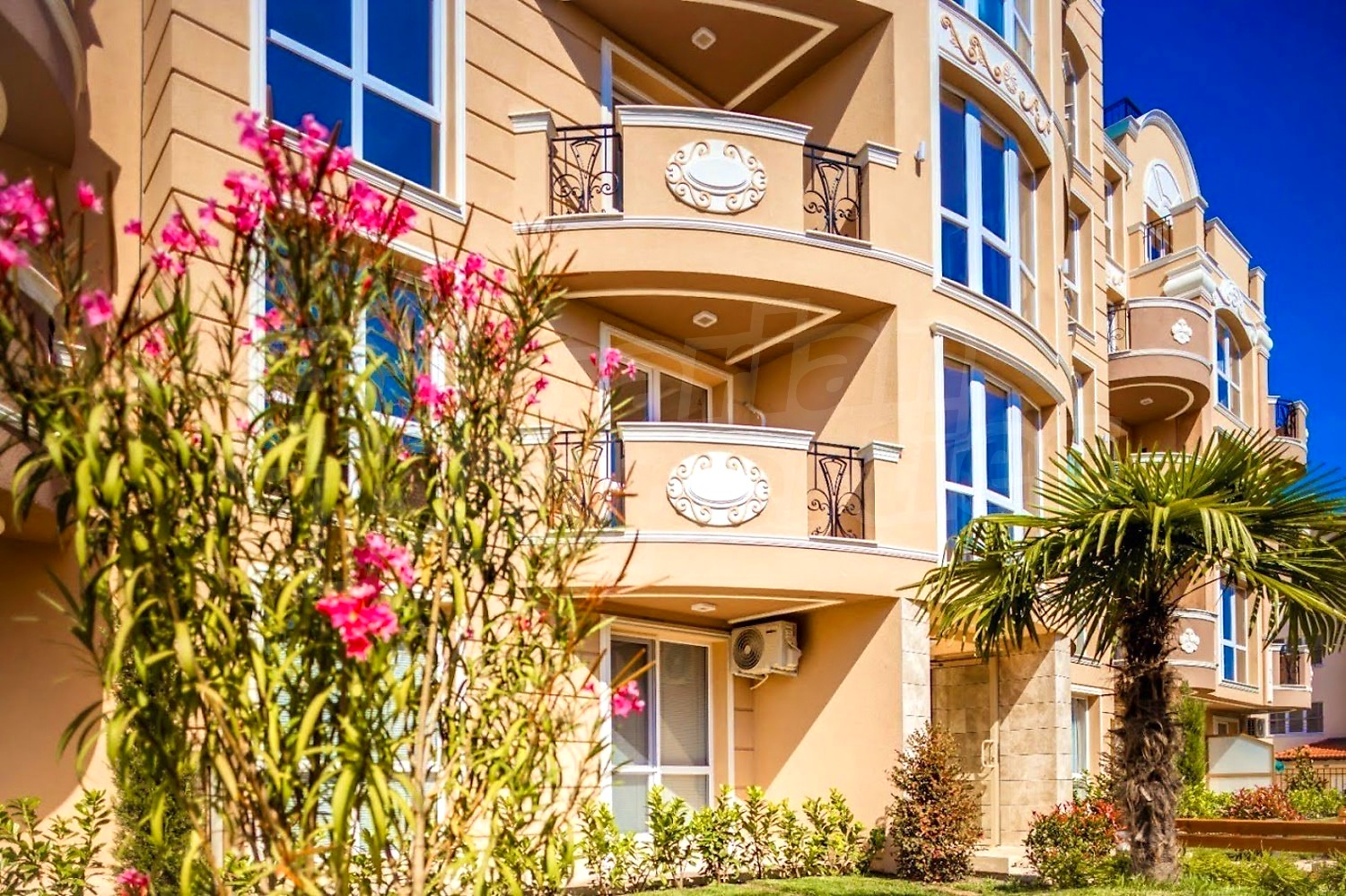 Apartment for sale in Marea Garden in Ravda, Aqua Paradise, Bulgaria