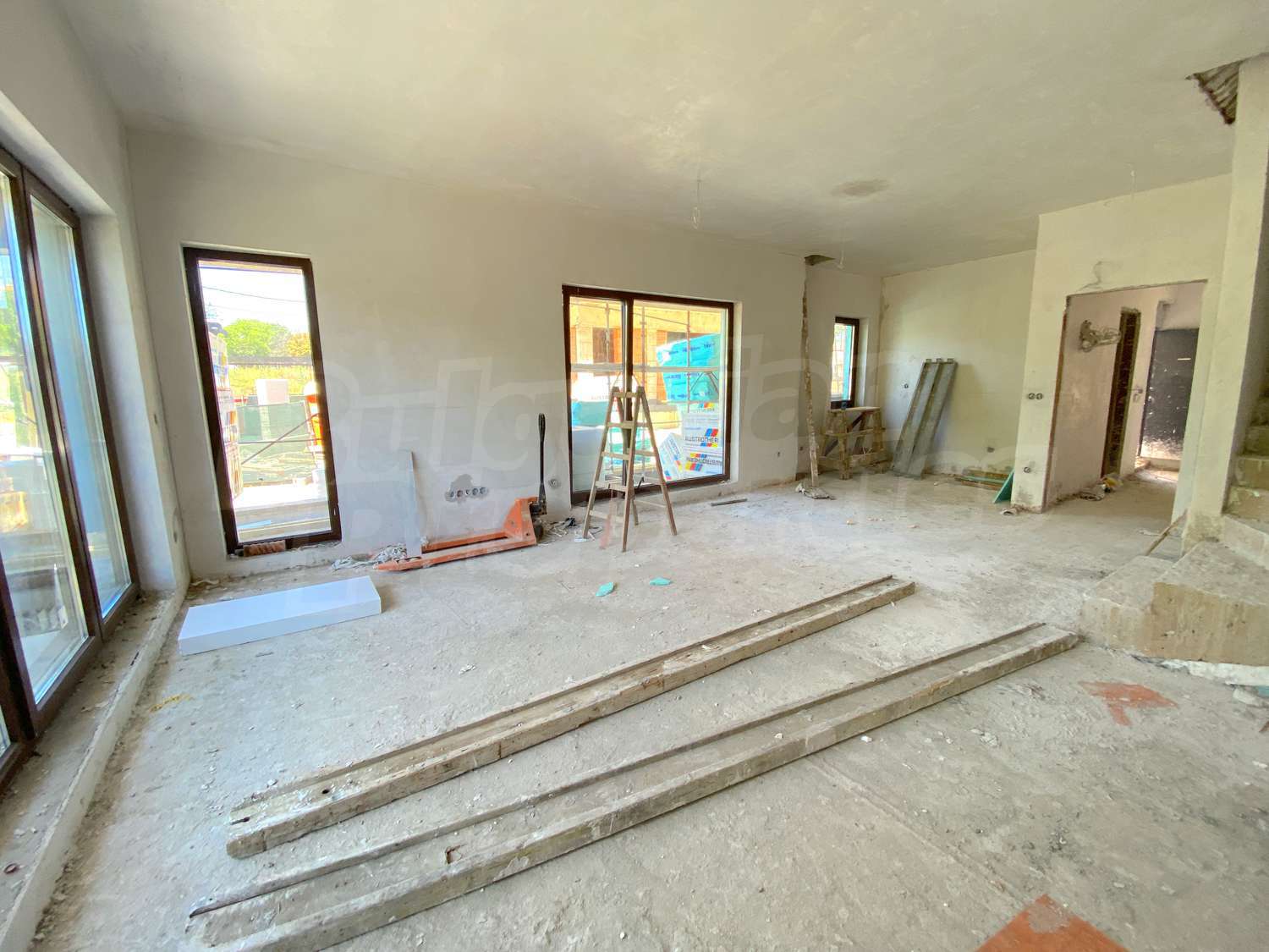 Gallery Picture 18