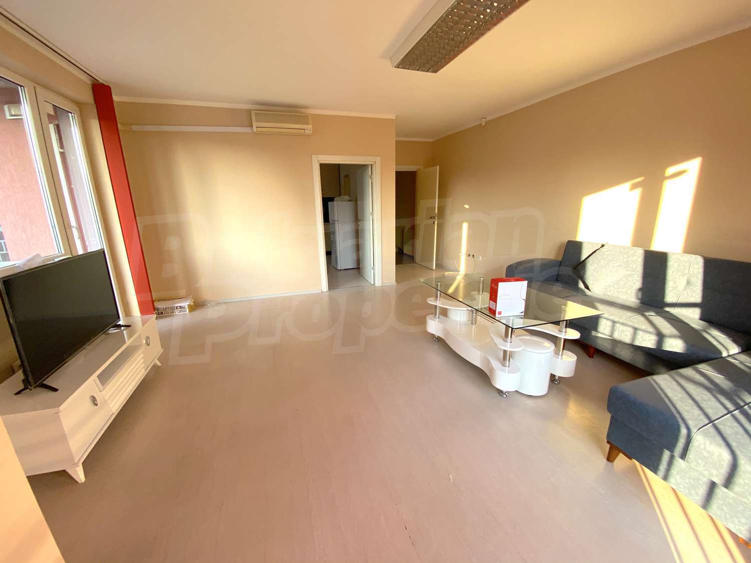 Gallery Picture 36