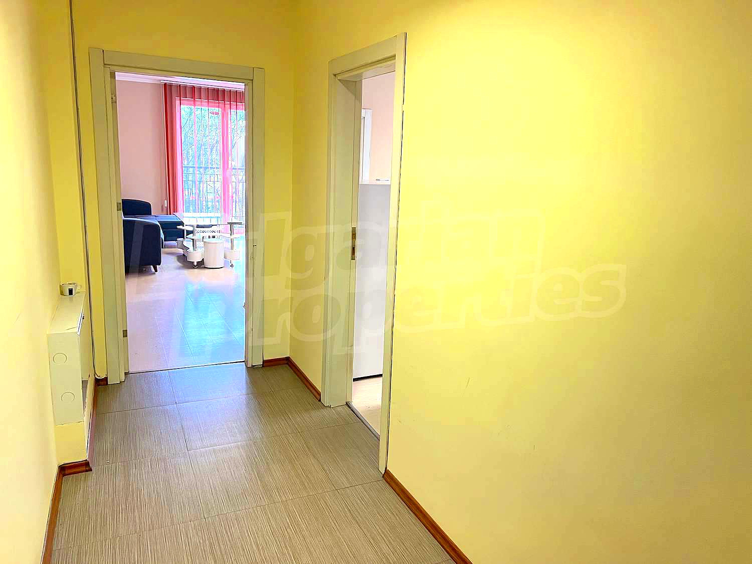 Gallery Picture 8