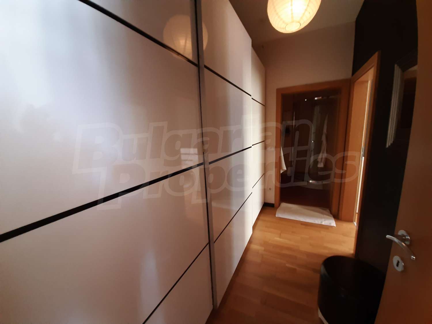 Gallery Picture 15