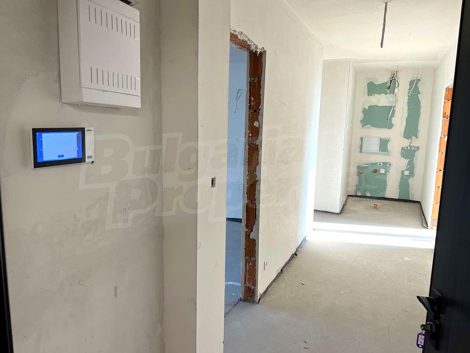 Gallery Picture 10