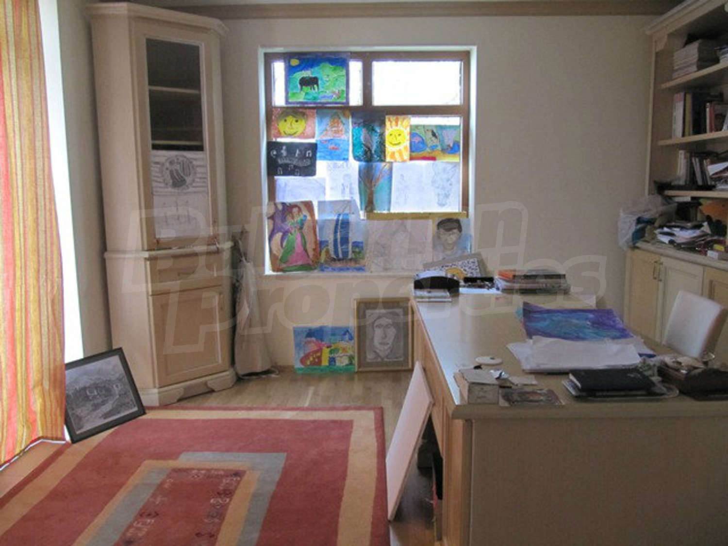 Gallery Picture 10