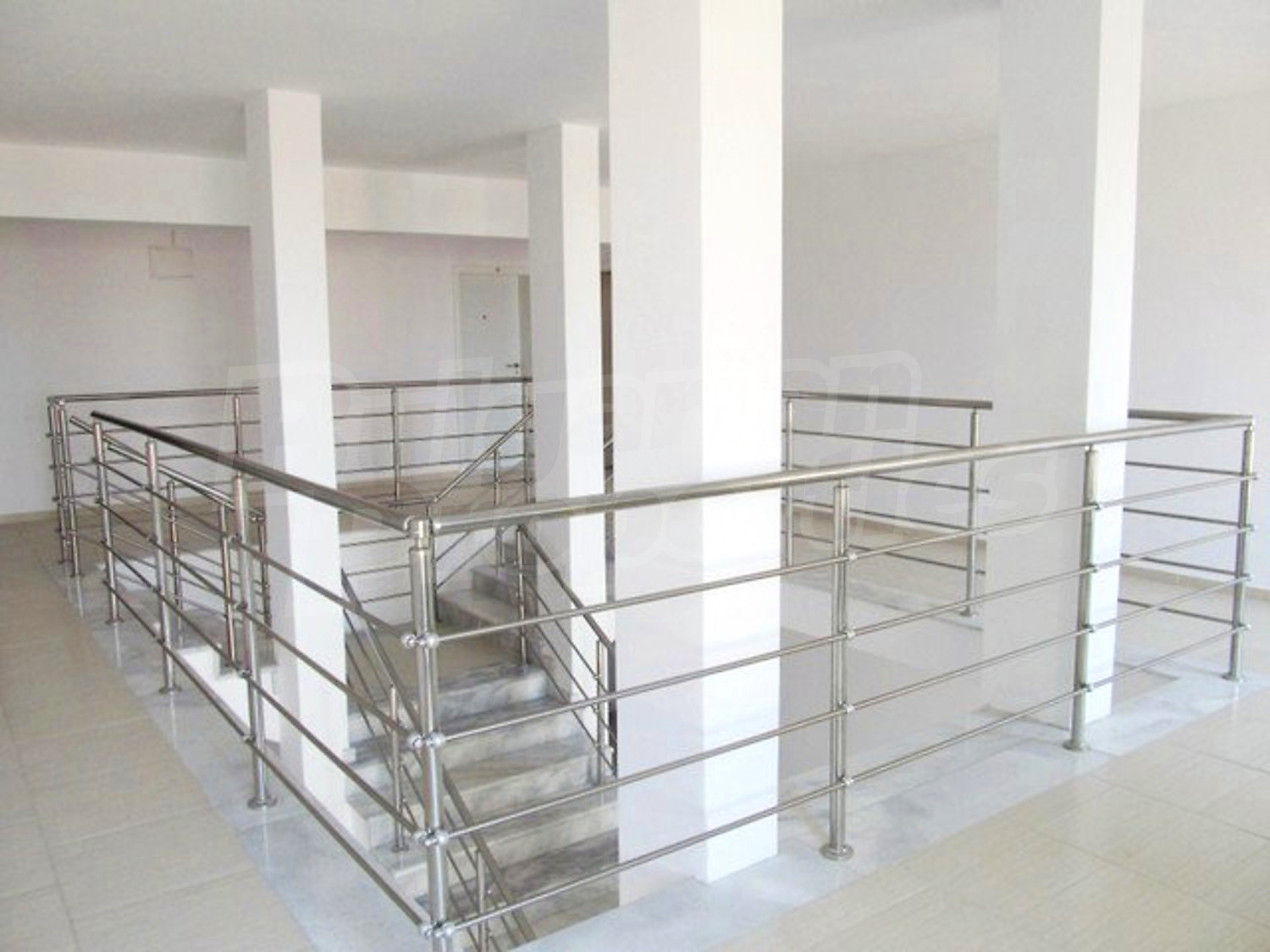 Gallery Picture 21