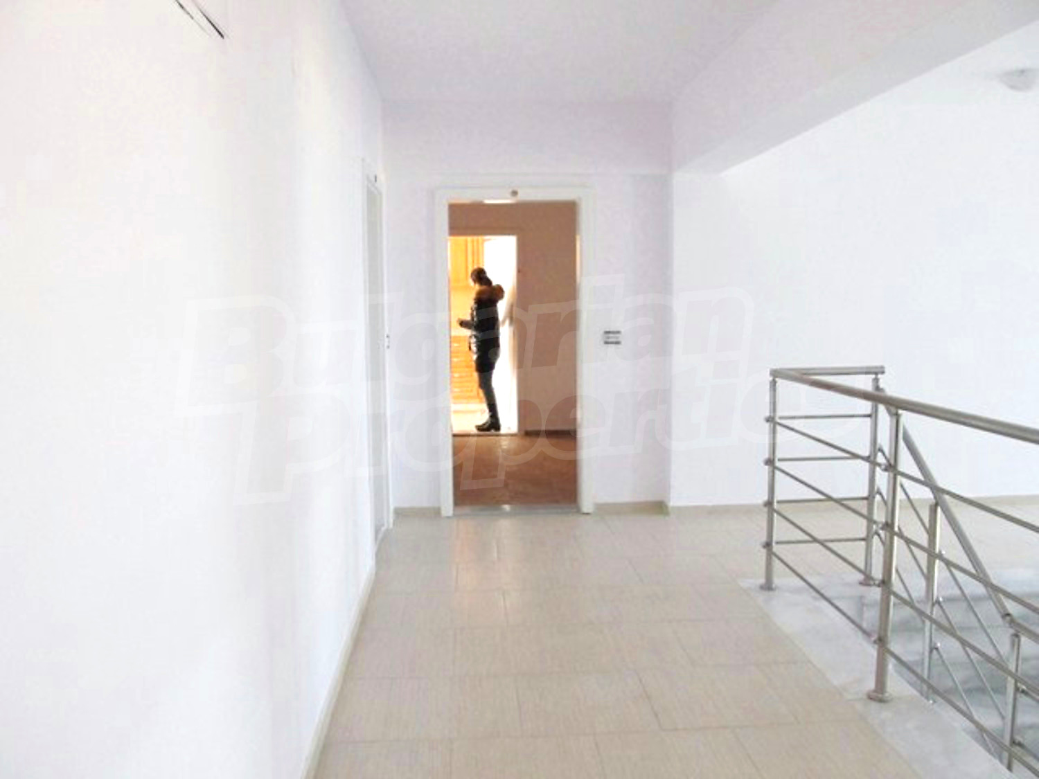 Gallery Picture 24