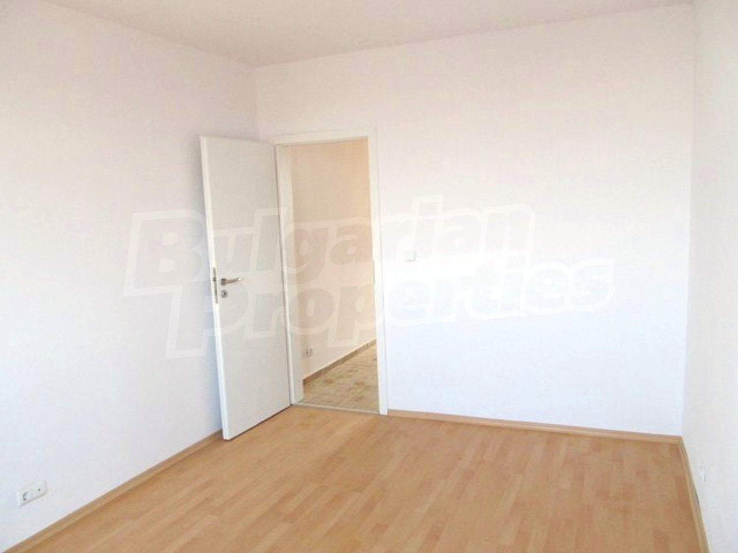 Gallery Picture 32