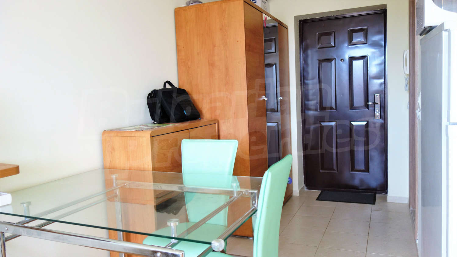 Gallery Picture 12