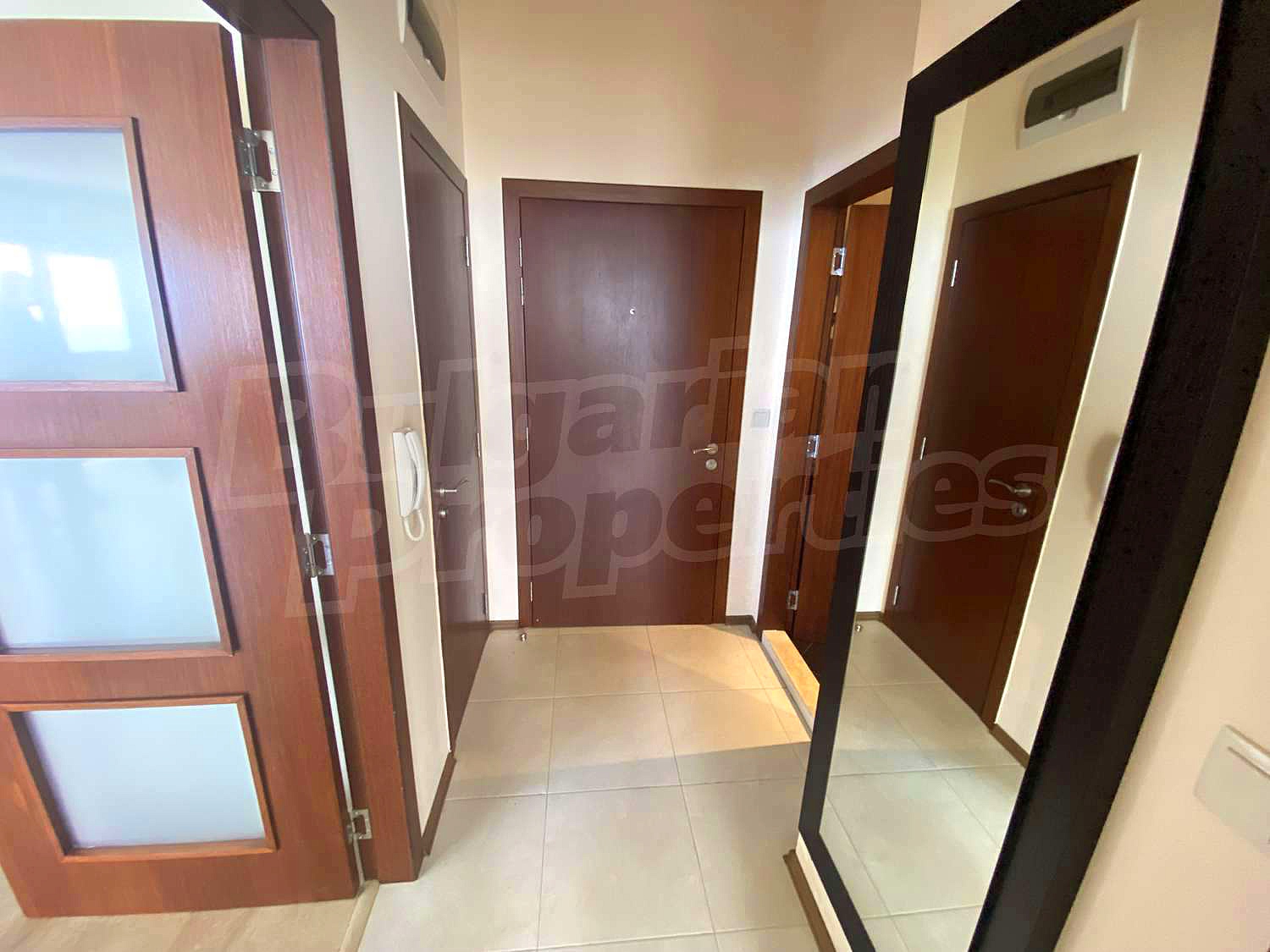 Gallery Picture 27
