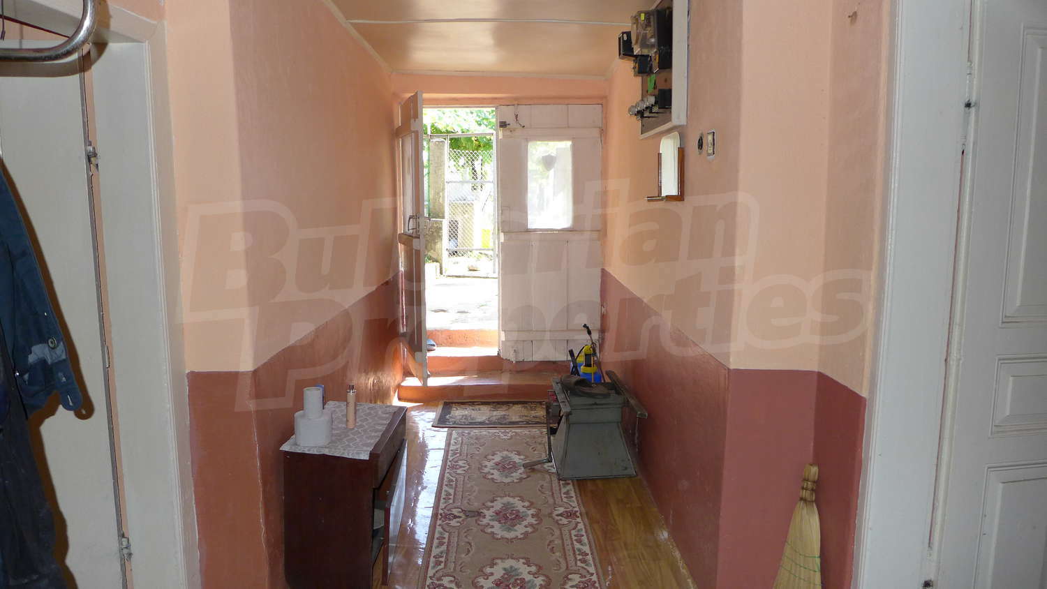 Gallery Picture 17