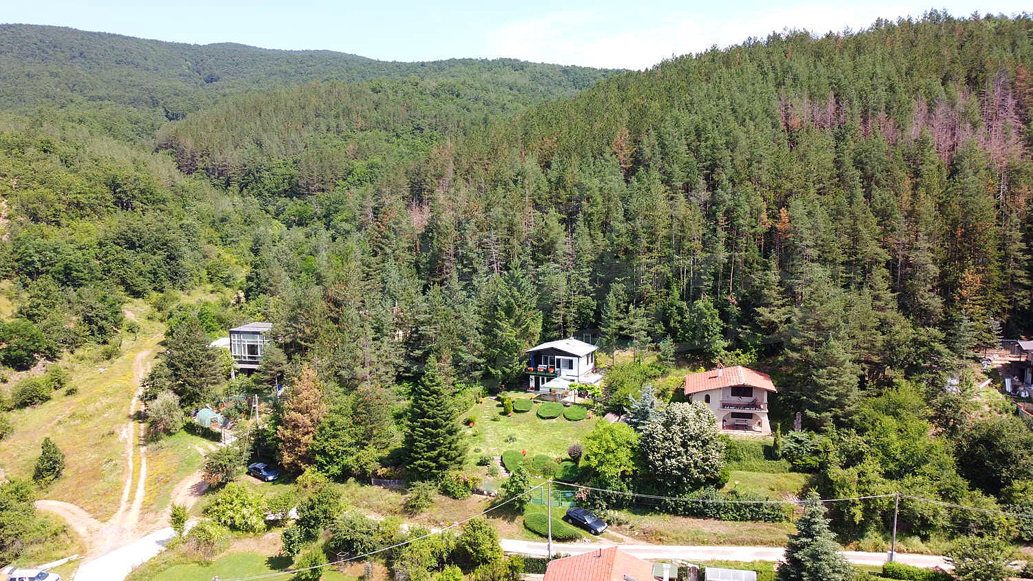 Villa for sale near Elin Pelin, Bulgaria. A beautiful villa with a well ...