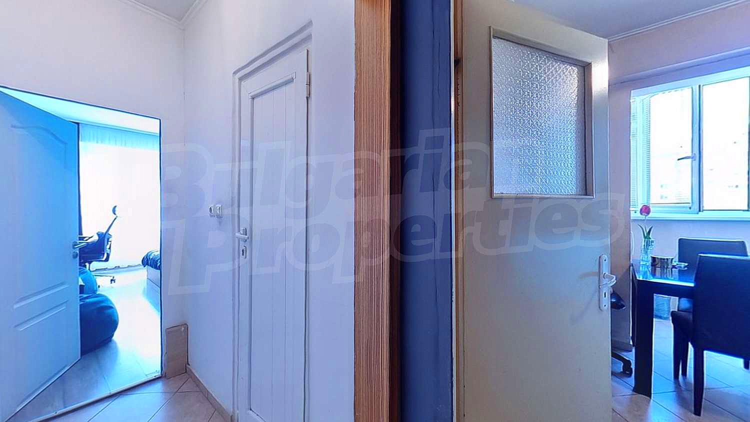 Gallery Picture 7