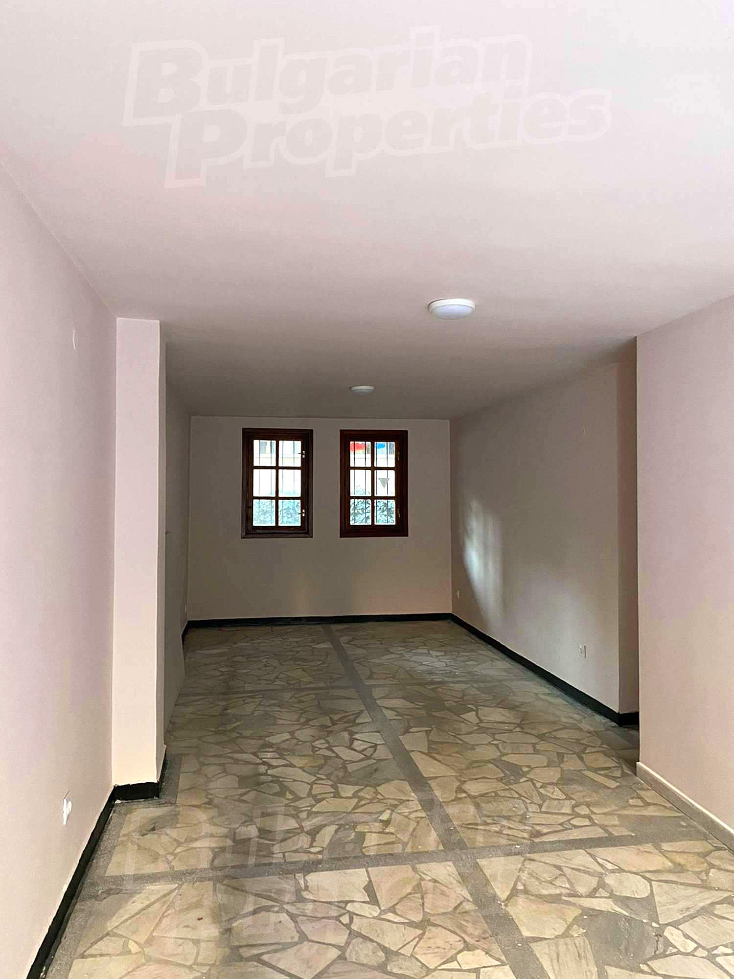 Gallery Picture 6