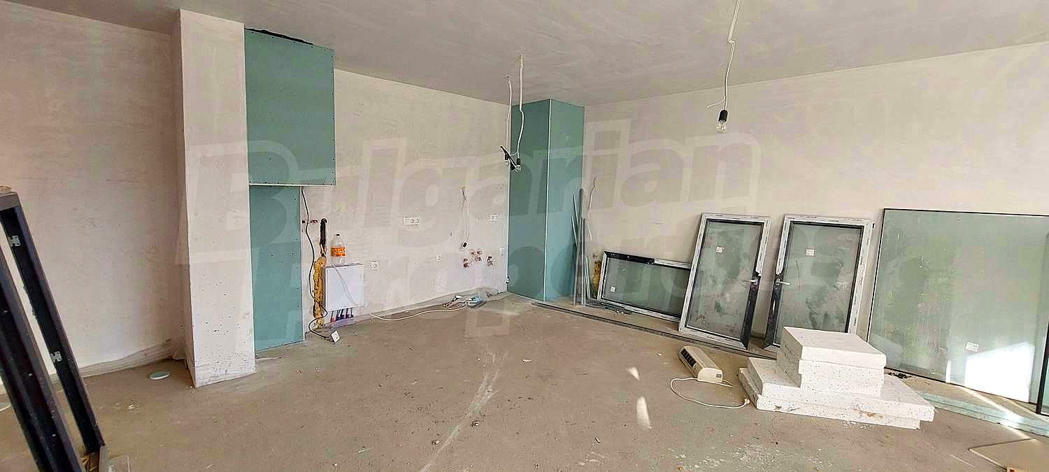Gallery Picture 5