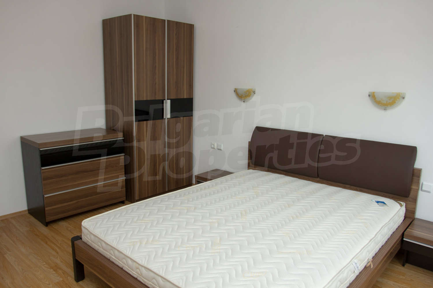 Gallery Picture 7
