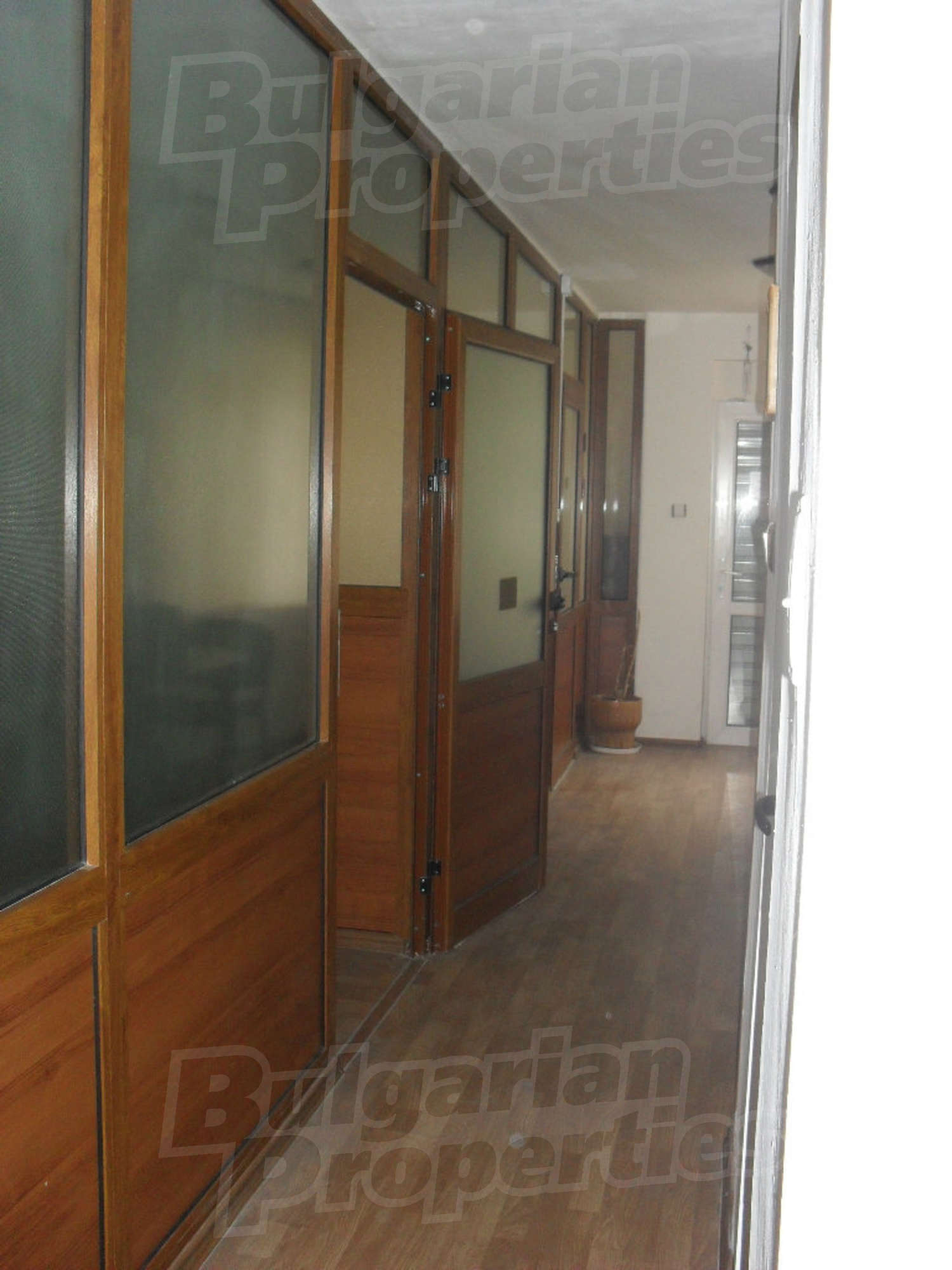 Gallery Picture 9