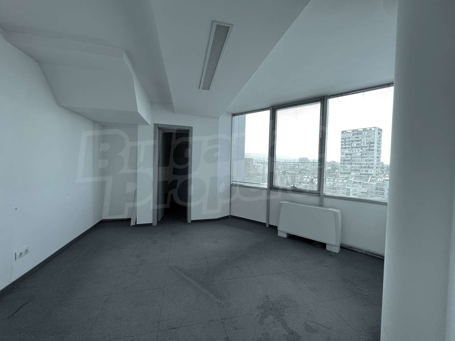 Gallery Picture 9