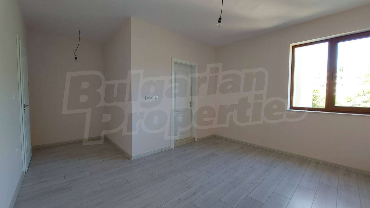 Gallery Picture 7