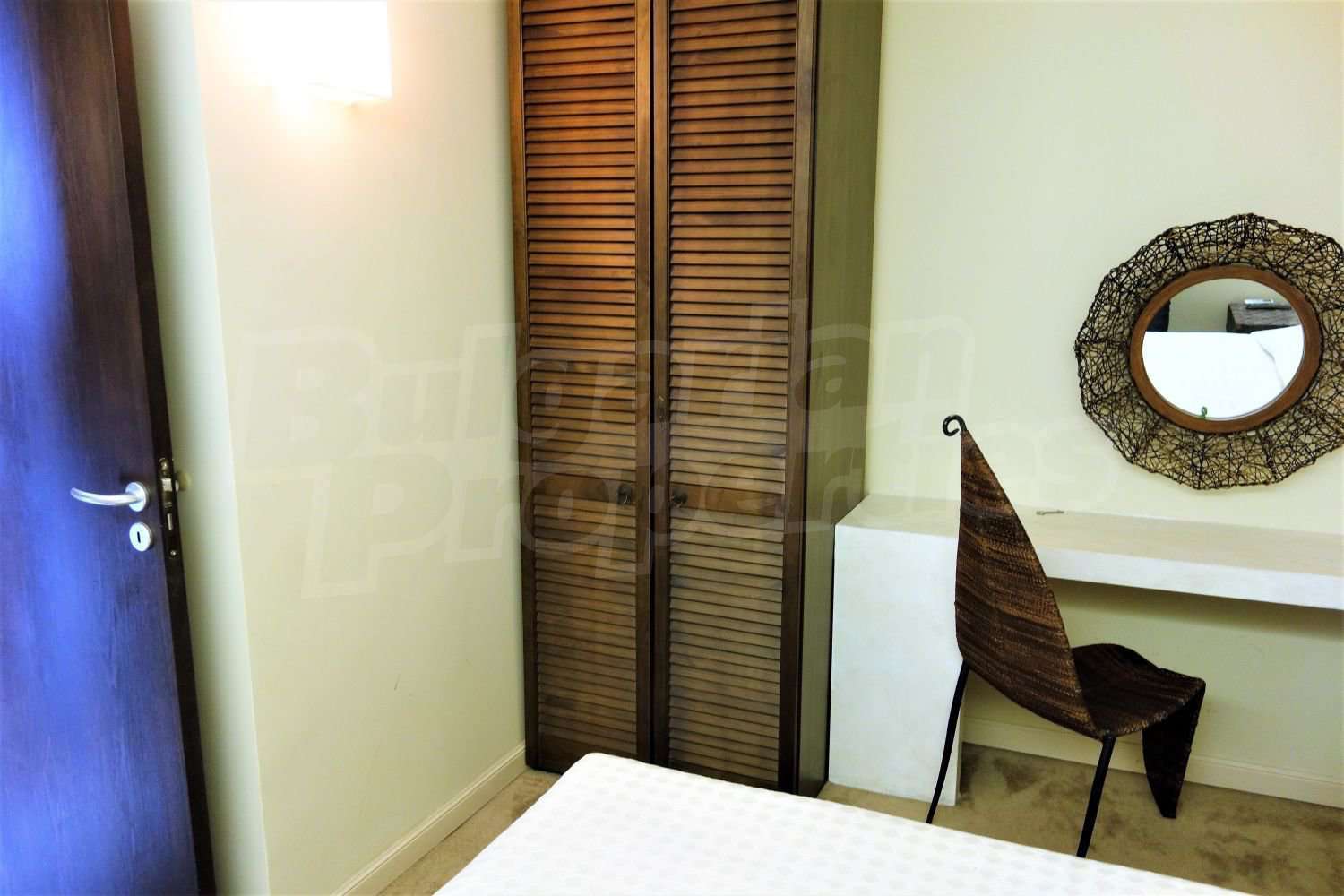 Gallery Picture 14