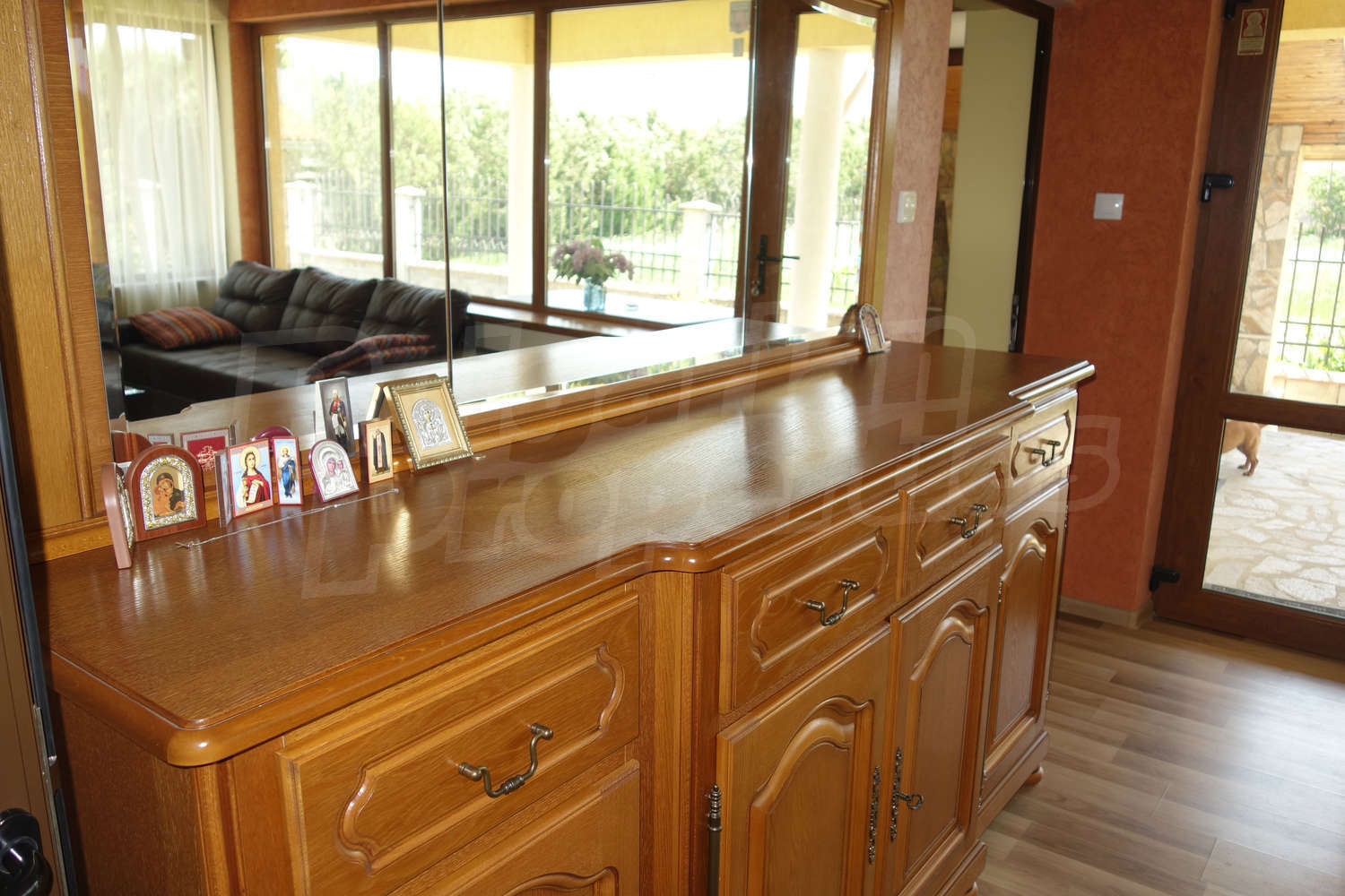 Gallery Picture 22