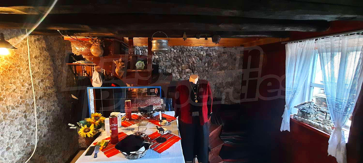 Gallery Picture 6