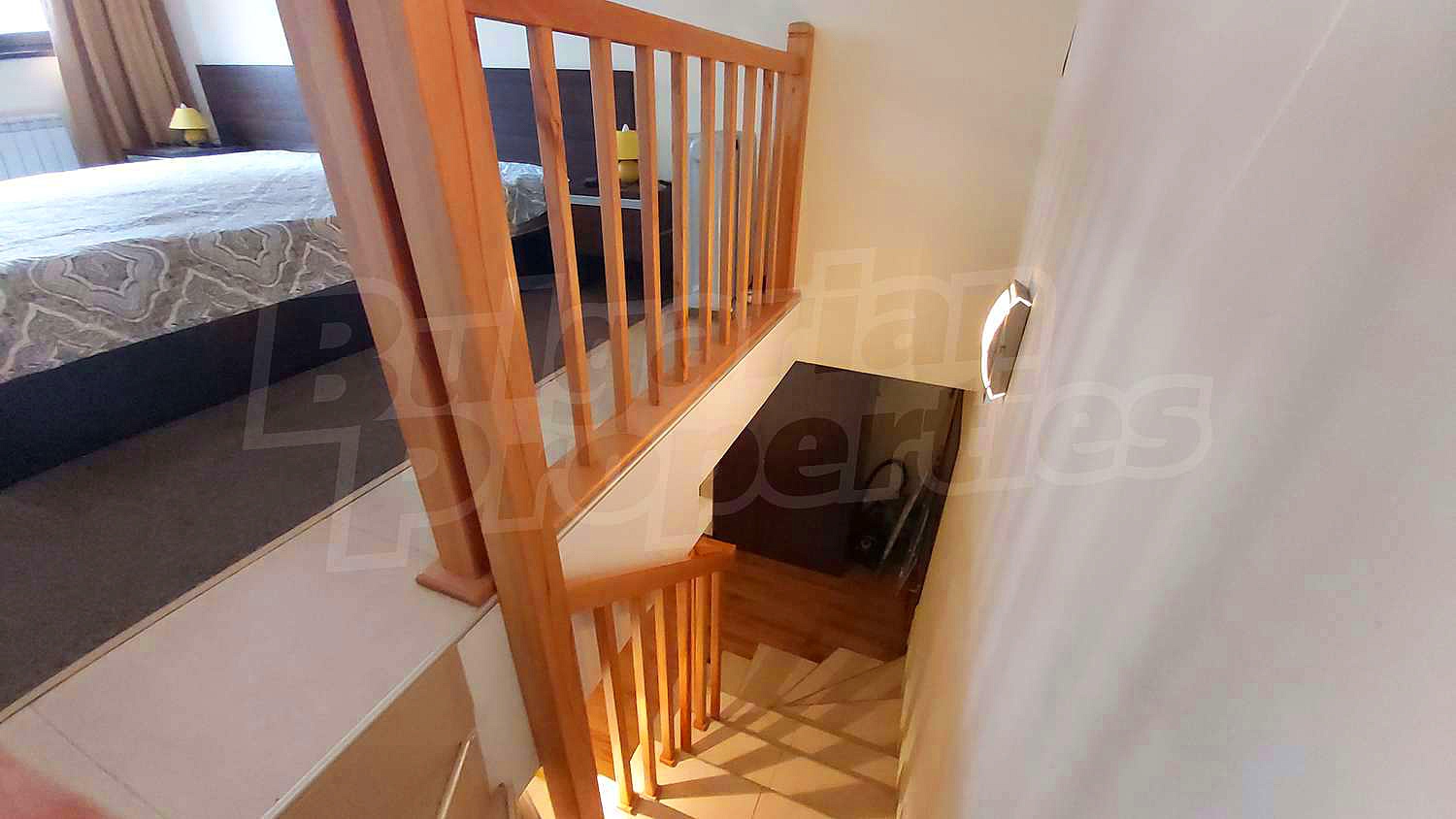 Gallery Picture 16
