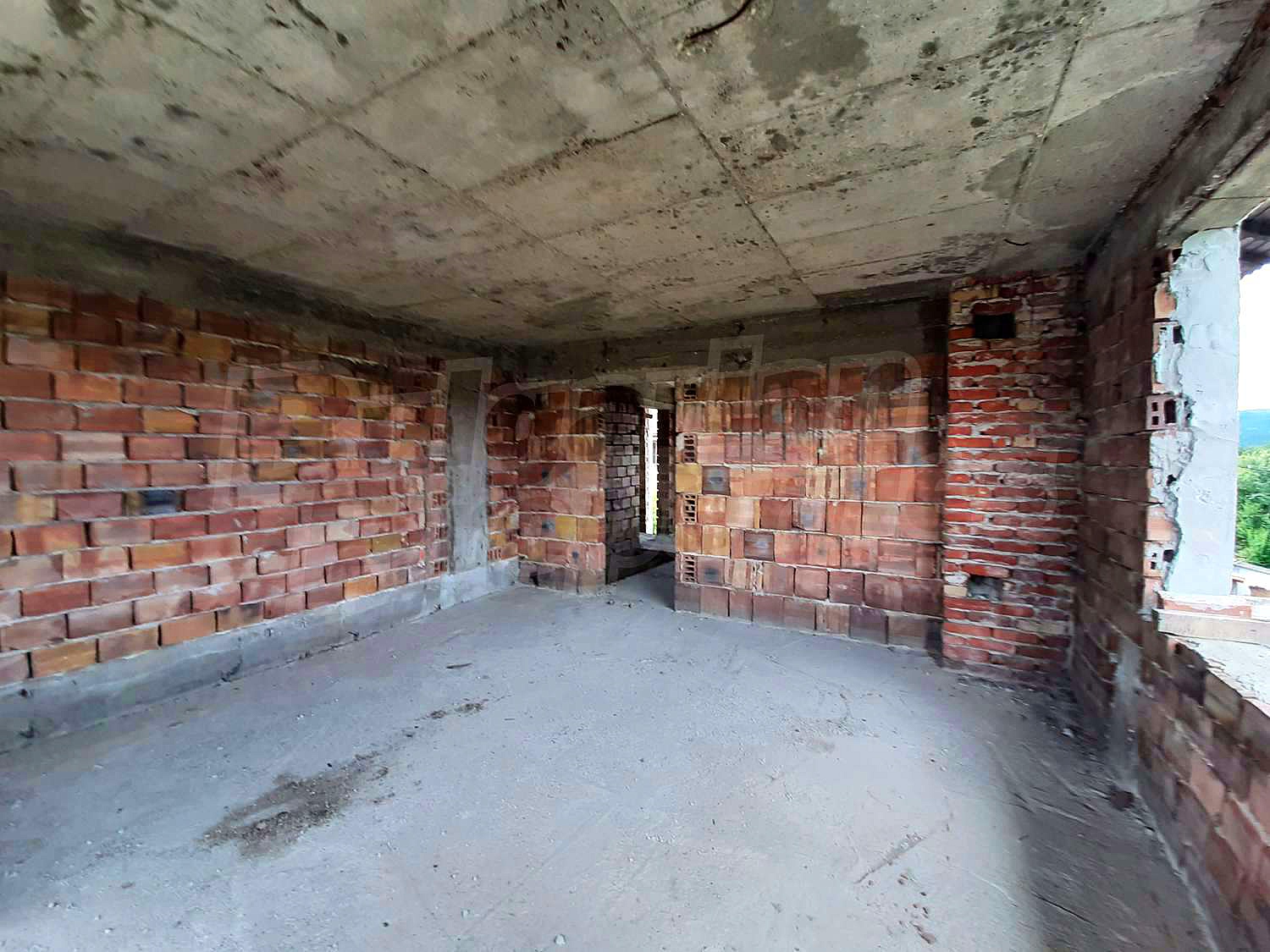Gallery Picture 10