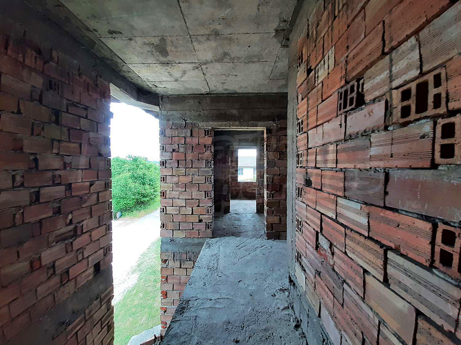 Gallery Picture 12