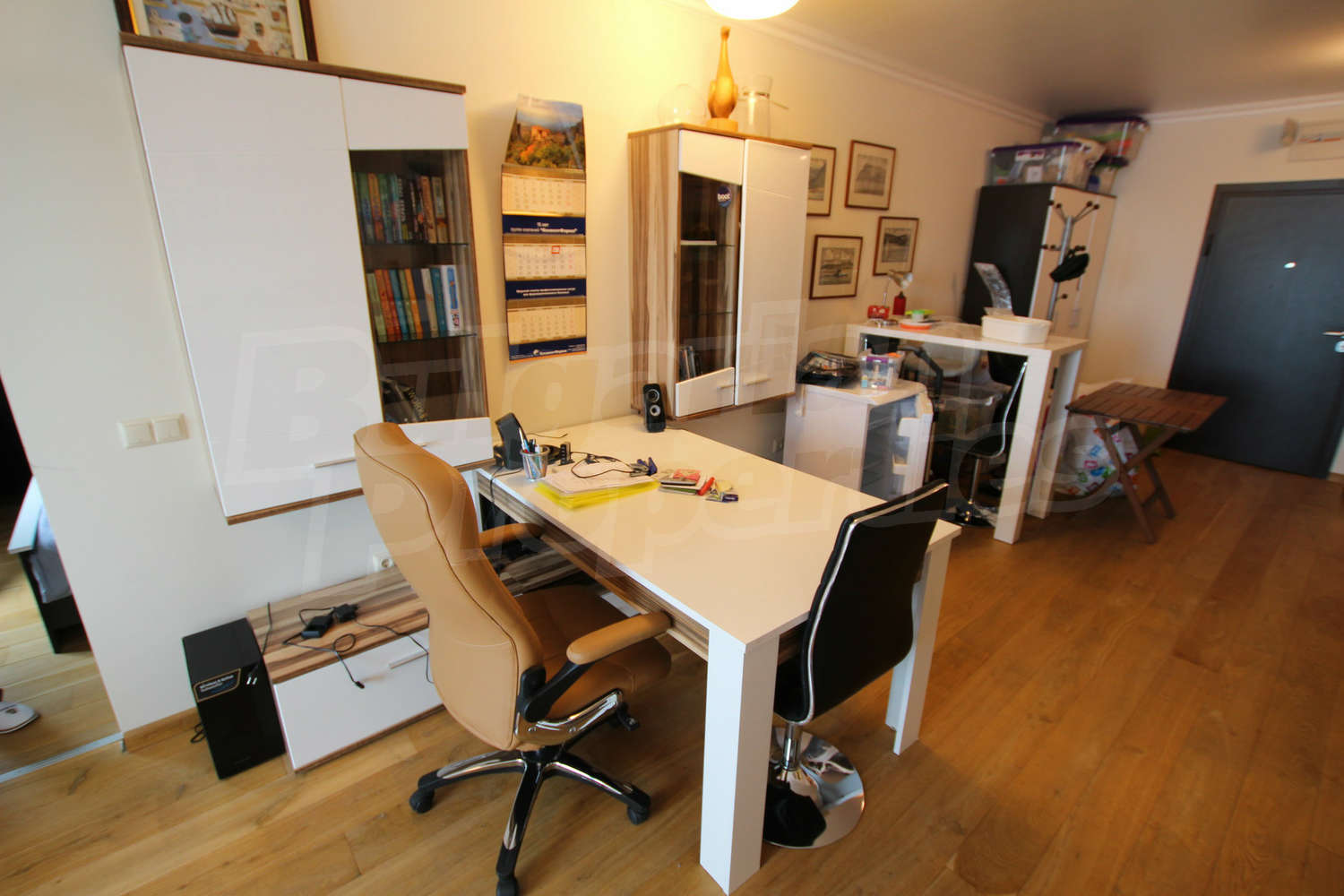 Gallery Picture 12