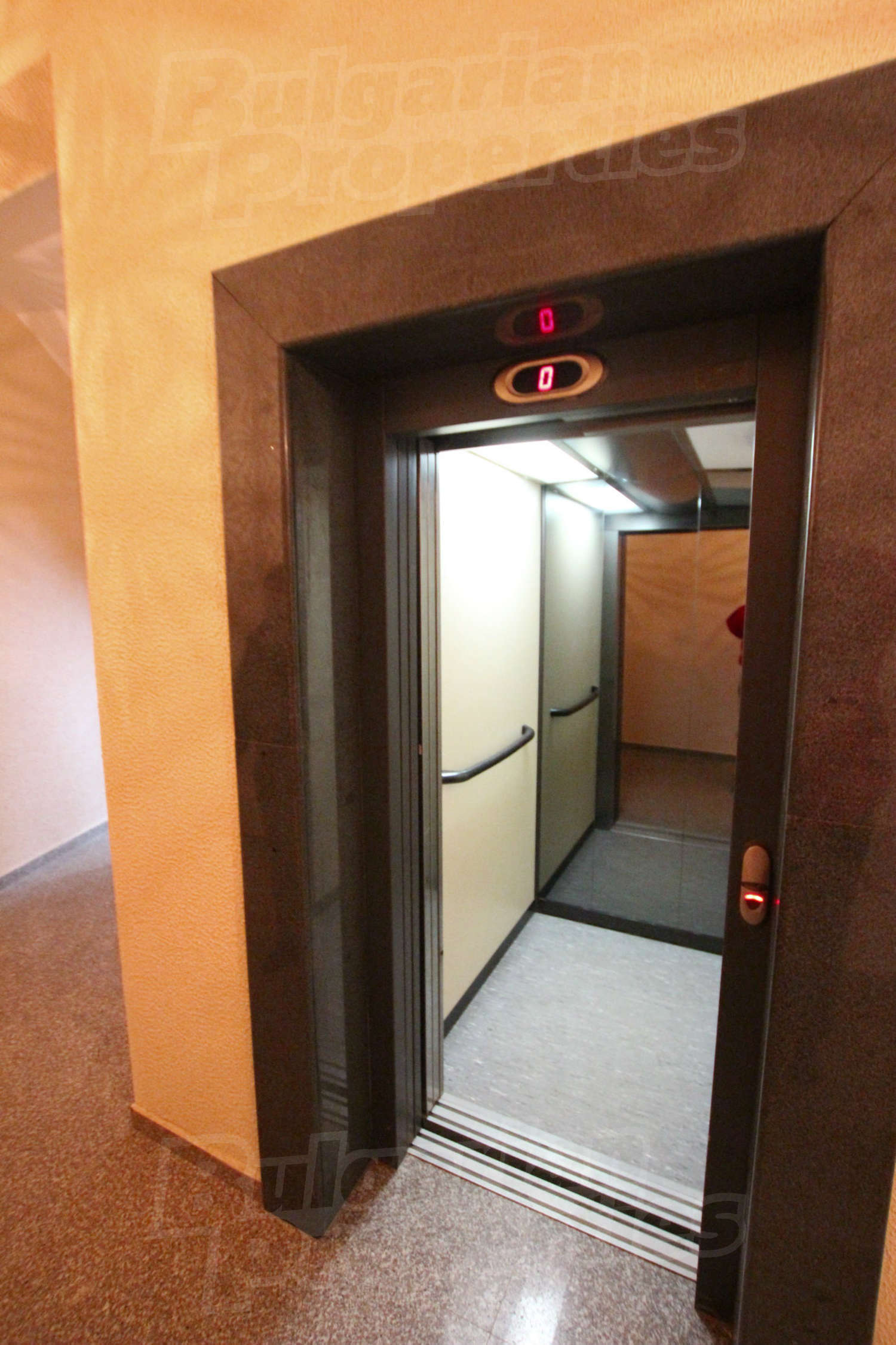 Gallery Picture 6