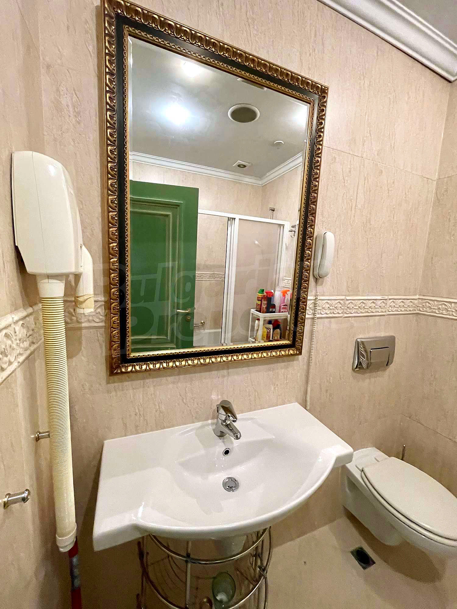 Gallery Picture 18
