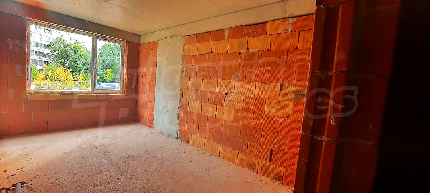 Gallery Picture 11