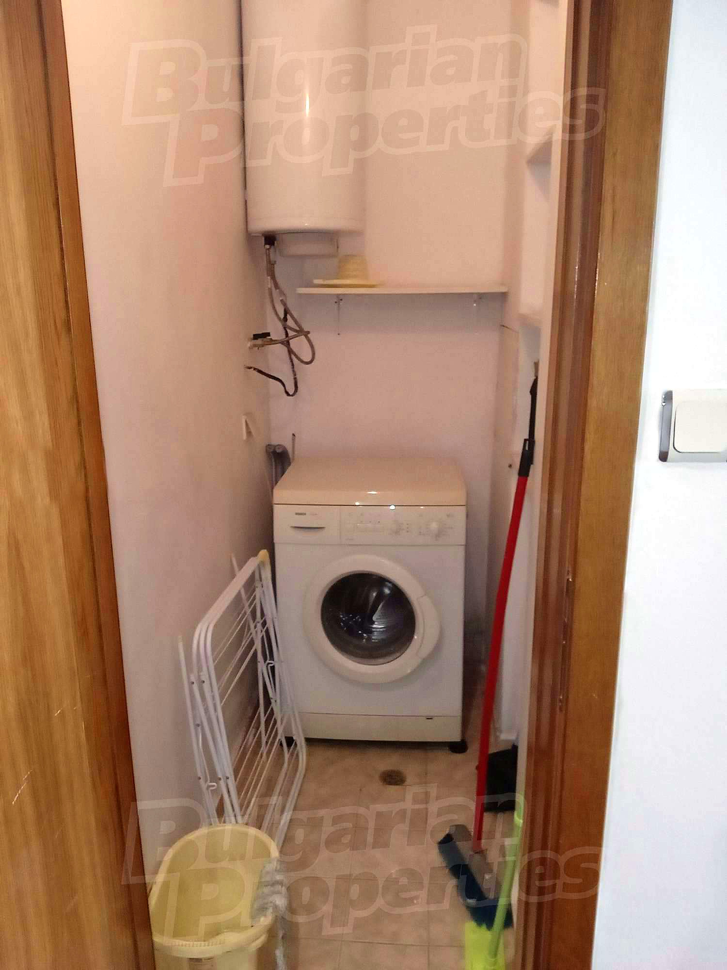Gallery Picture 10